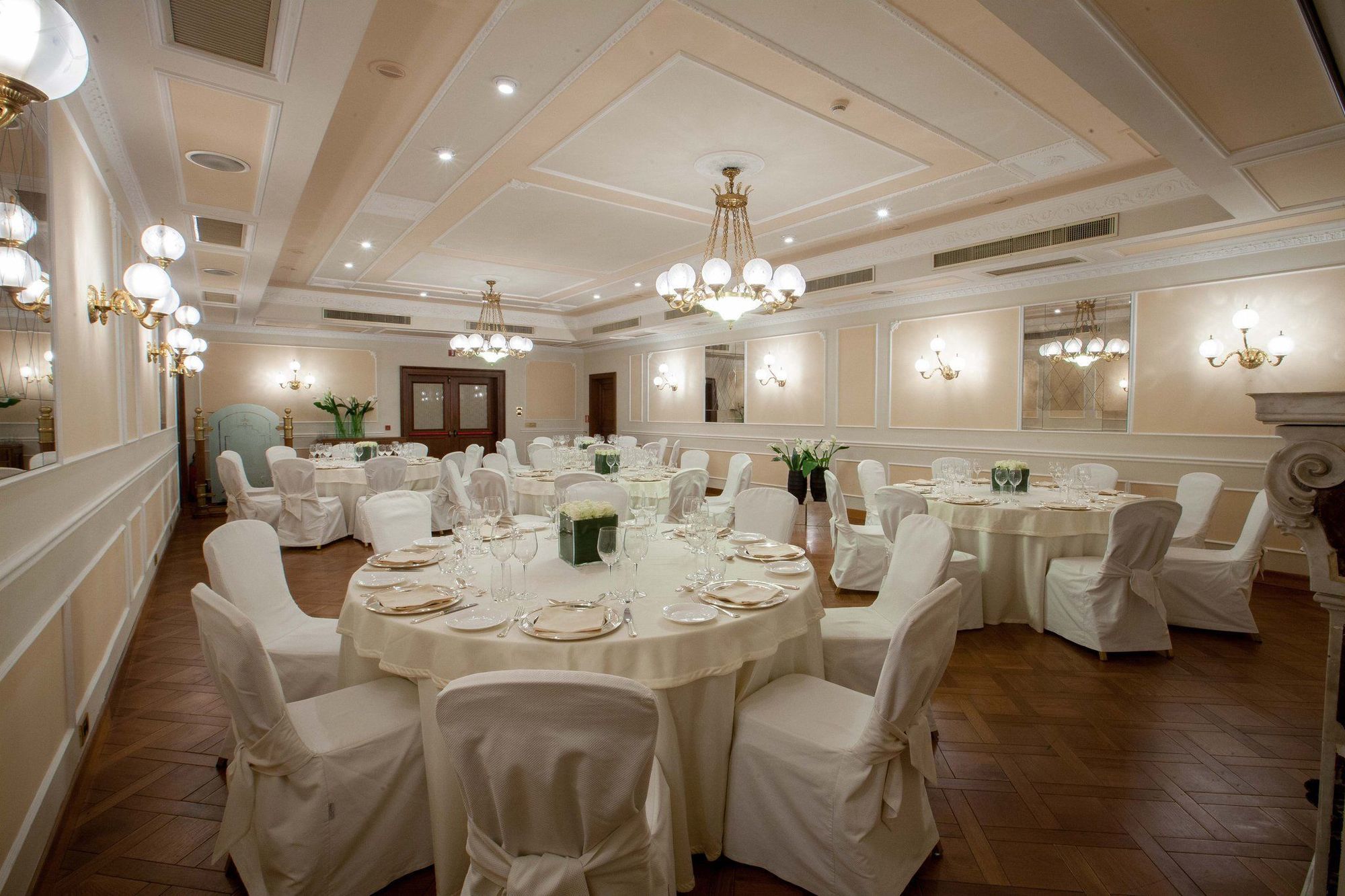 Baglioni Hotel Carlton - The Leading Hotels Of The World Milano Restoran fotoğraf