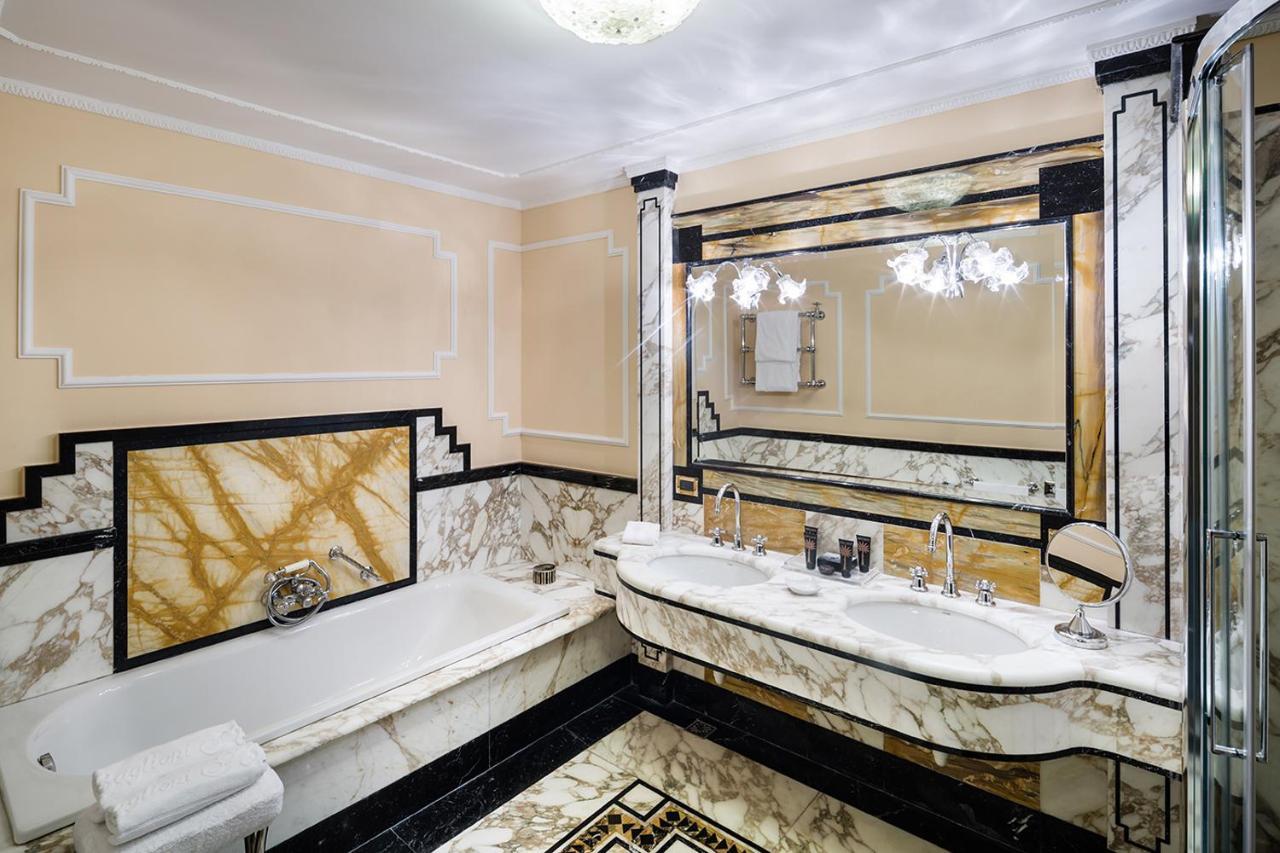Baglioni Hotel Carlton - The Leading Hotels Of The World Milano Dış mekan fotoğraf